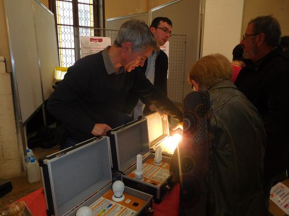 2016-10-08-com_agglo_beaune-stand-de-recrutement-fete-de-lenergie_86